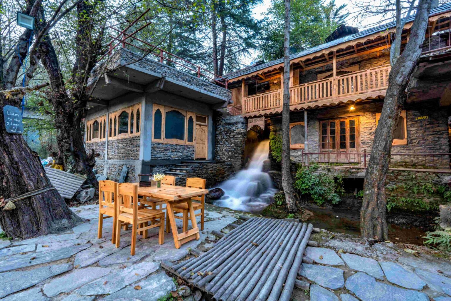 H2O House: Where Nature Meets Culture