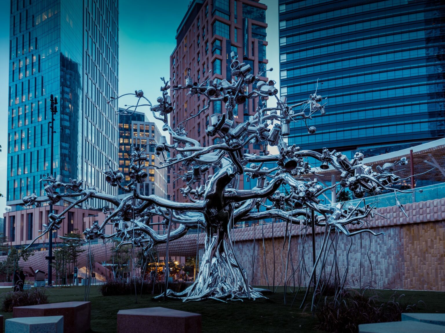 Subodh Gupta’s Family Tree Takes Root in Riyadh